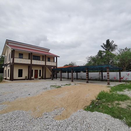 Roomstay Villa Tok Wan كوانتان المظهر الخارجي الصورة